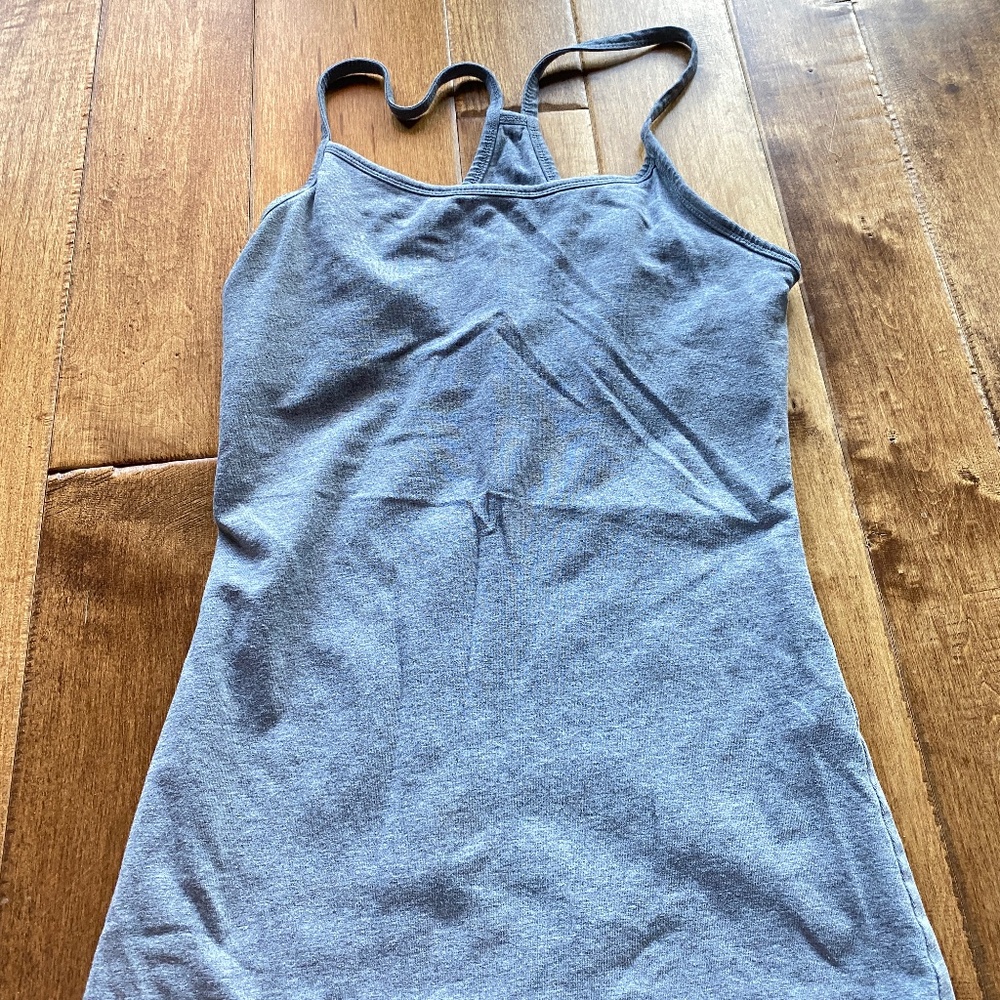 Grey tank top